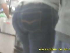 Spanish chick with nice ass(hidden cam)